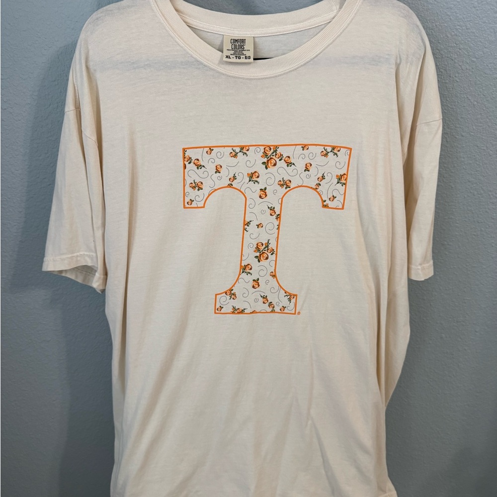 Cream Tennessee Power T t-shirt with Floral Design